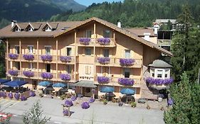 Hotel Vallechiara Moena